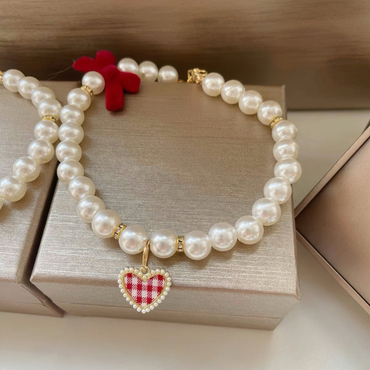 Pearl Series - Waffle Heart Pendant Necklace