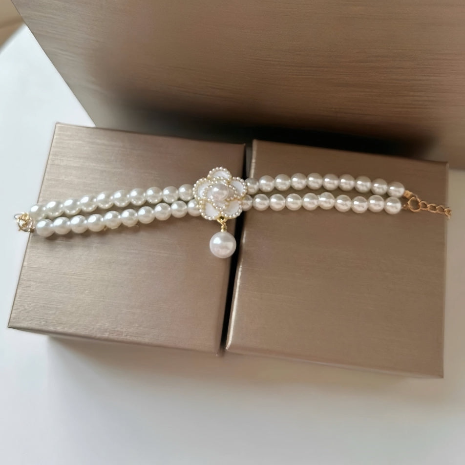 Pearl Series - Flower Pendant Necklace